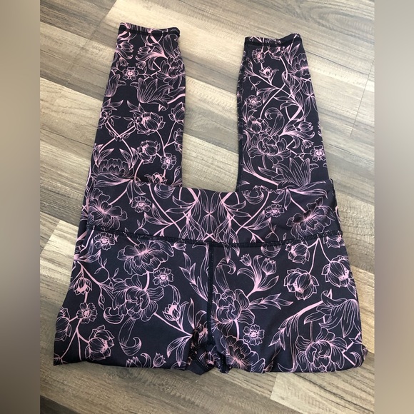 Fabletics Pink and Black Floral Leggings - Picture 3 of 7